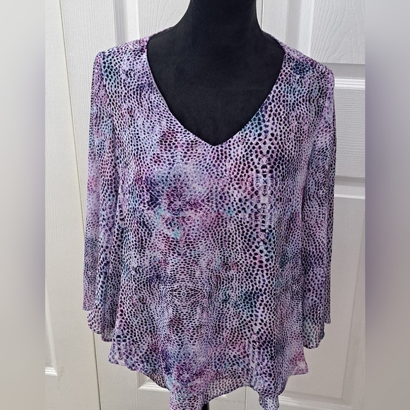 Jennifer Lopez V-Neck Layered Blouse Wiith Attached Tank Top    Size S - Picture 1 of 10